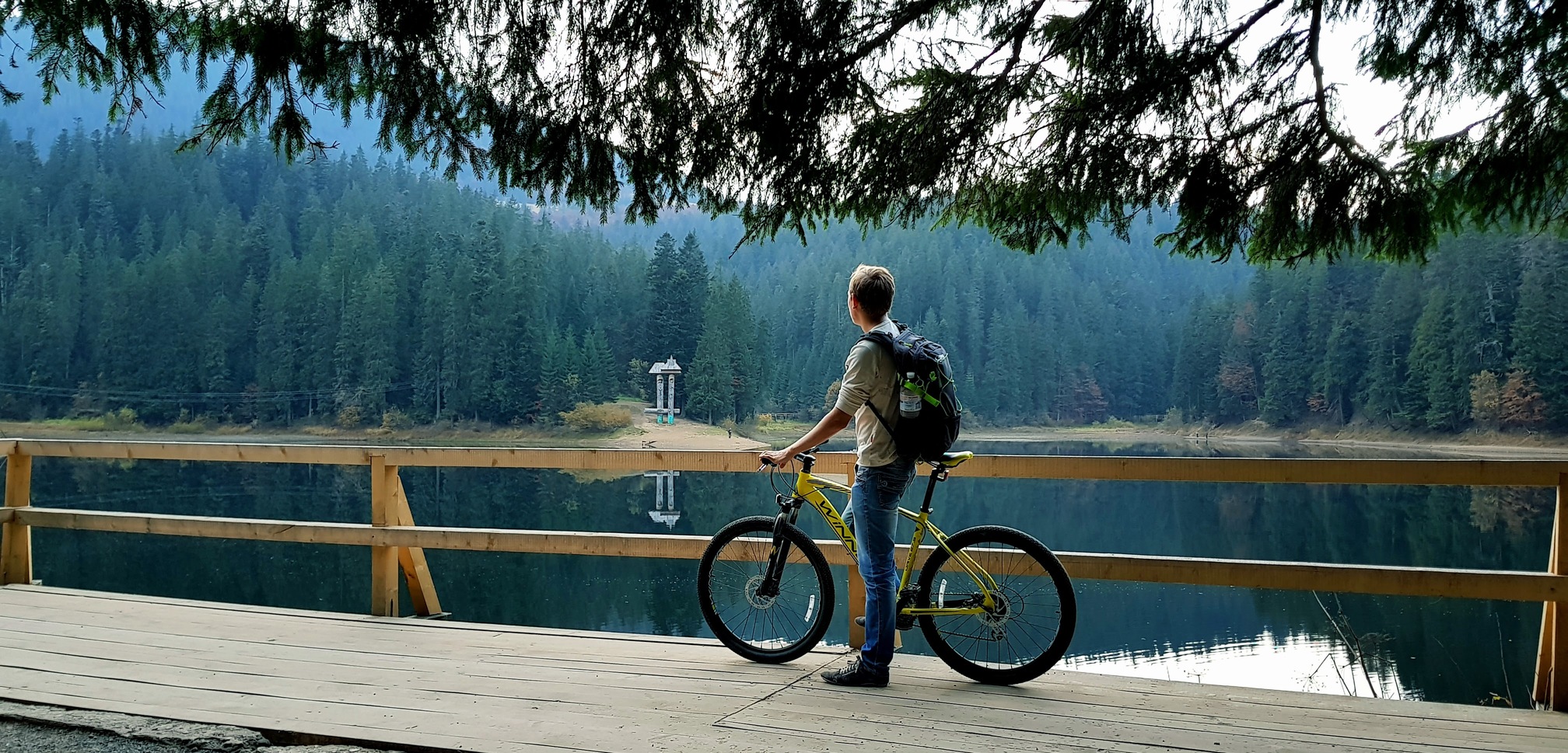 
                                        Координаты: ≈ <a href='https://maps.google.com/maps?ll=48.616667, 23.685278&q=48.616667, 23.685278&spn=0.5,0.5&t=h&hl=ua' target='_blank'>48.616667, 23.685278</a>.
                                        Высота над уровнем моря: ≈ 993 м.
                                        Дата: 19.10.2018 18:10
                                    