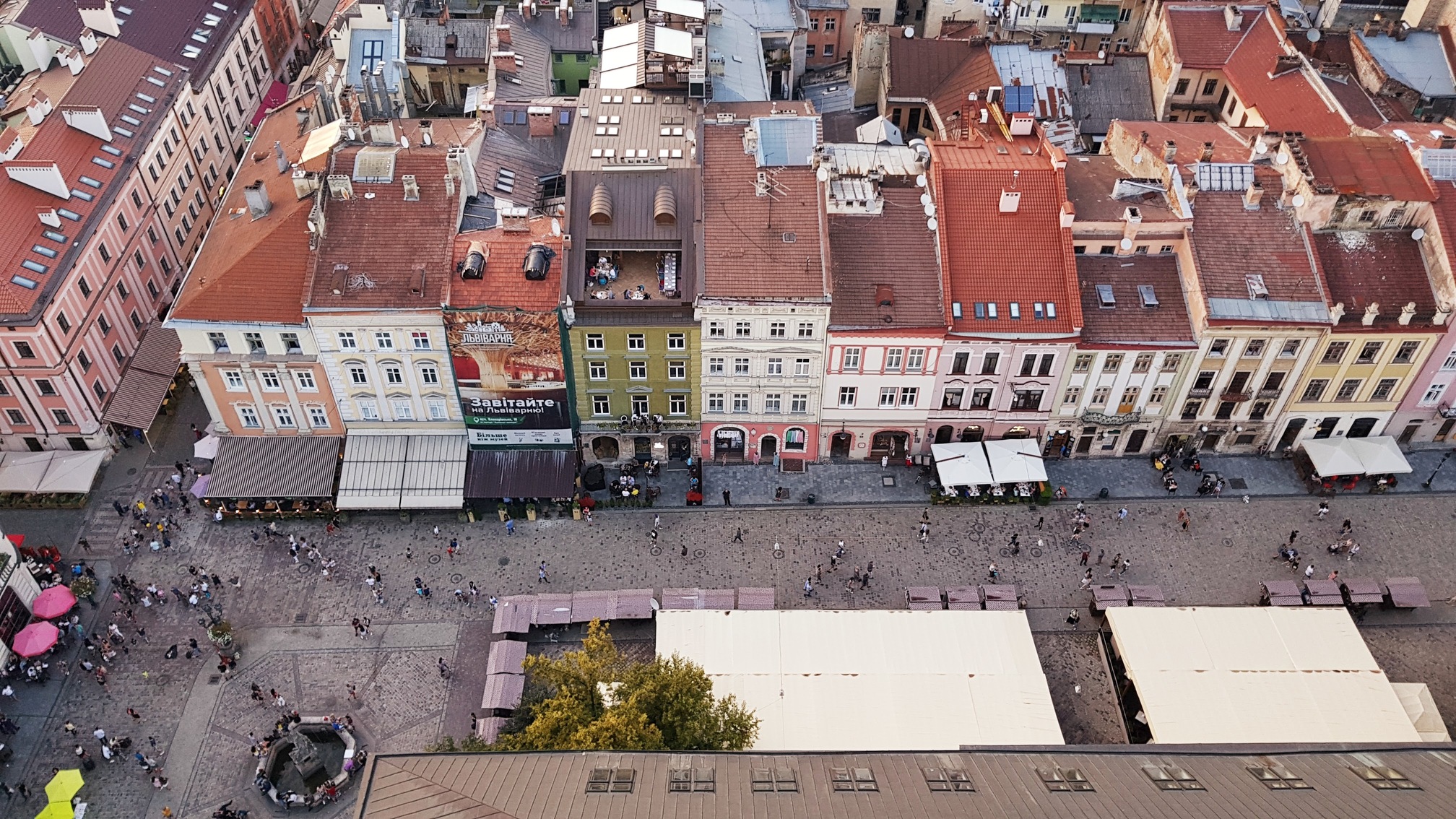 
                                        Координаты: ≈ <a href='https://maps.google.com/maps?ll=49.841667, 24.031111&q=49.841667, 24.031111&spn=0.5,0.5&t=h&hl=ua' target='_blank'>49.841667, 24.031111</a>.
                                        Высота над уровнем моря: ≈ 332 м.
                                        Дата: 03.08.2018 20:30
                                    