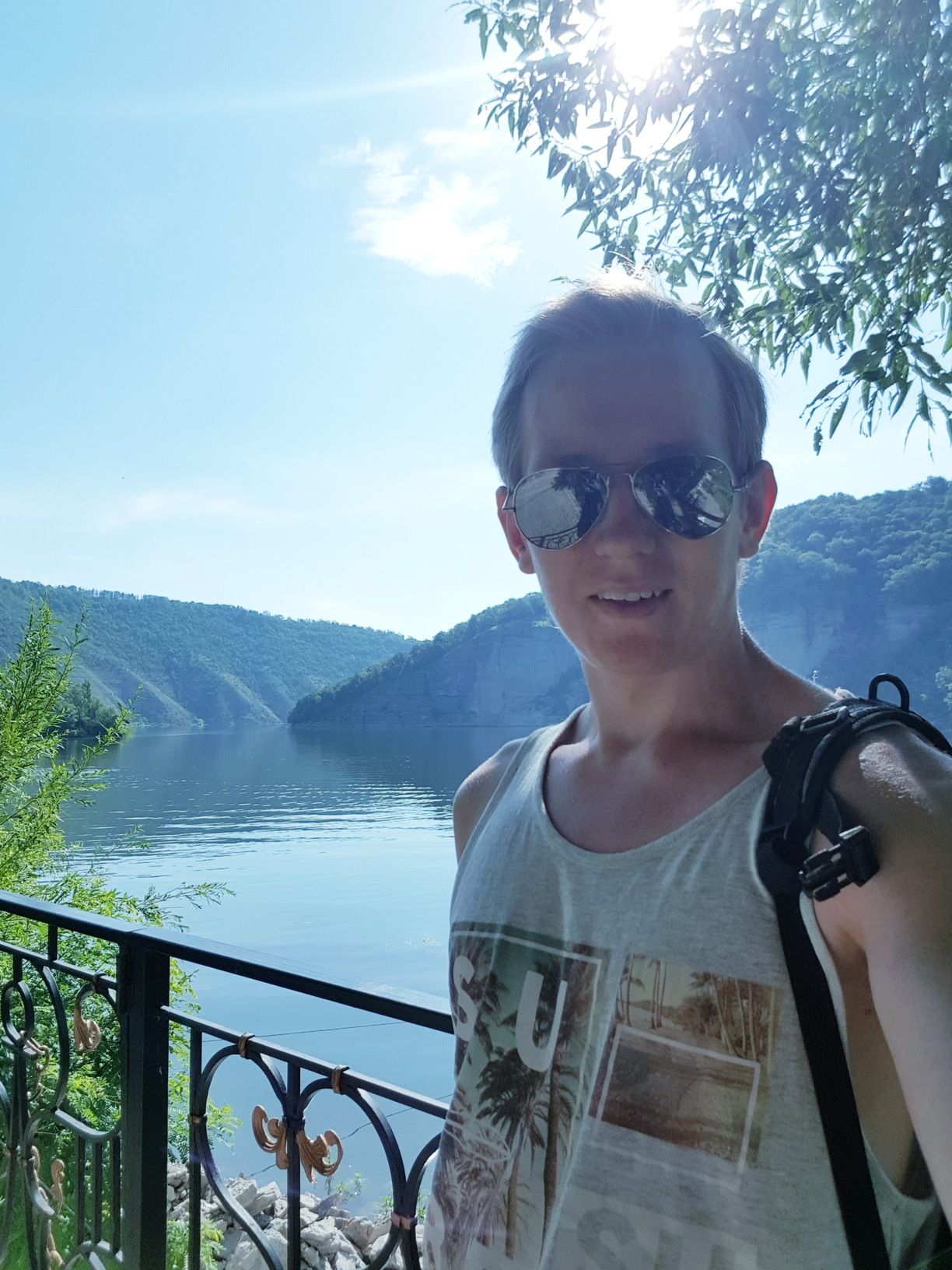 
                                        Координаты: ≈ <a href='https://maps.google.com/maps?ll=48.608889, 26.773889&q=48.608889, 26.773889&spn=0.5,0.5&t=h&hl=ua' target='_blank'>48.608889, 26.773889</a>.
                                        
                                        Дата: 08.07.2018 09:19
                                    